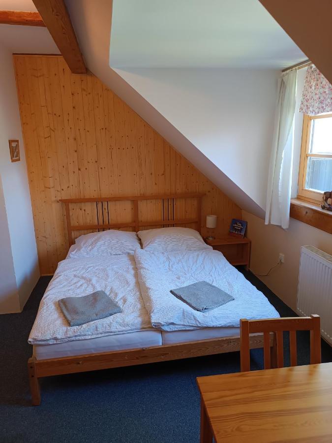 Apartmany V Zahrade Mladé Buky Exterior foto